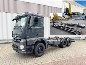 Camión multibasculante MERCEDES-BENZ Arocs 2651