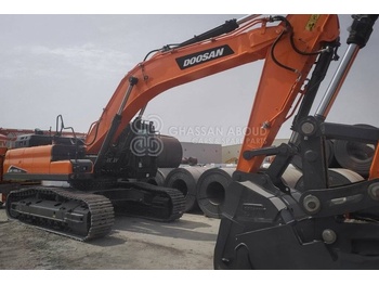 Excavadora de cadenas DOOSAN