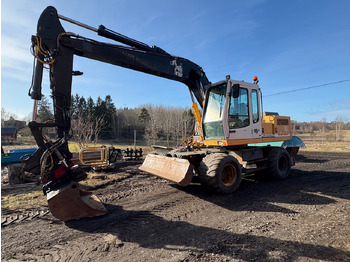 Excavadora LIEBHERR A 902