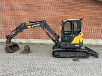 Miniexcavadora VOLVO ECR58D