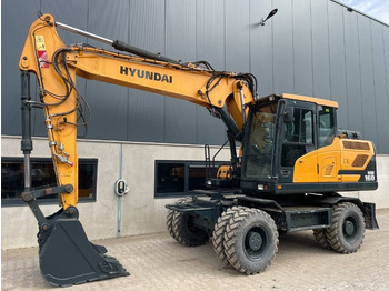 Excavadora de ruedas HYUNDAI