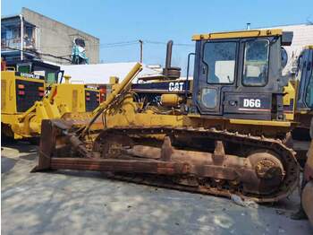 Bulldozer CATERPILLAR D6G: foto 3