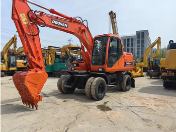 Excavadora de ruedas DOOSAN DH150W-7