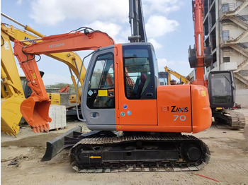 Excavadora de cadenas HITACHI ZX200-3G: foto 3