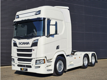 Cabeza tractora SCANIA R 580