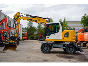 Excavadora de ruedas LIEBHERR A 914