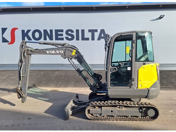 Miniexcavadora VOLVO EC35D