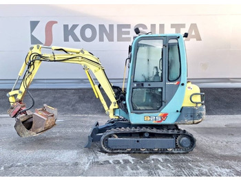 Miniexcavadora YANMAR B25V