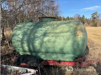 Leasing de  Vattentank på vagn i plast Vattentank på vagn i plast: foto 3