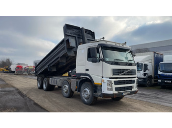 Camión volquete VOLVO FM