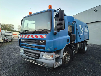 Barredora vial DAF CF 75 250