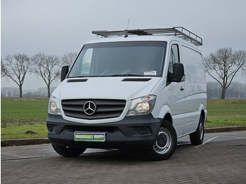 Furgoneta pequeña MERCEDES-BENZ Sprinter 211