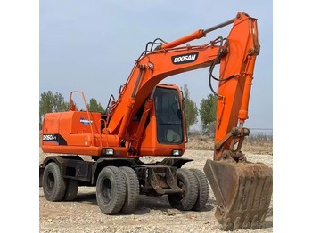 Excavadora de ruedas DOOSAN DH150W-7