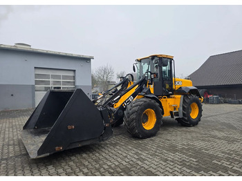 Cargadora de ruedas JCB