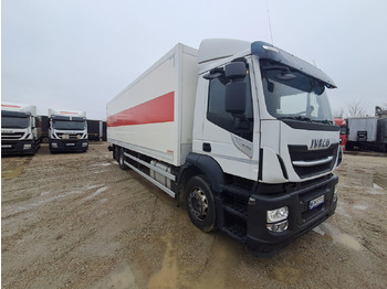 Camión caja cerrada IVECO Stralis