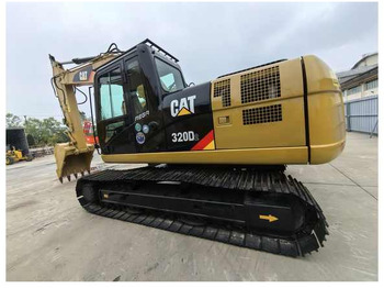 Excavadora de cadenas CATERPILLAR 320D2