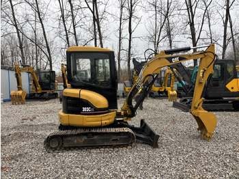 Miniexcavadora CATERPILLAR 303CR