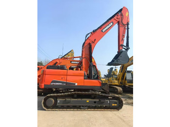 Excavadora de cadenas DOOSAN DX225