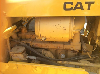 Bulldozer CATERPILLAR D6D