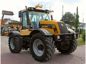 Tractor JCB