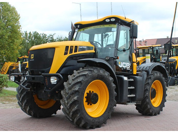 Tractor JCB