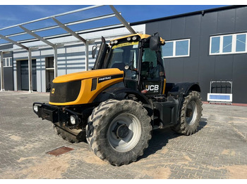 Tractor JCB