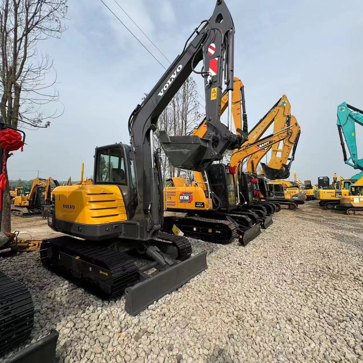 Miniexcavadora VOLVO EC60