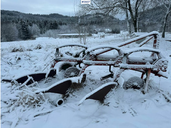 Equipo para trabajo del suelo 1979 Kverneland 3-share plow: foto 2