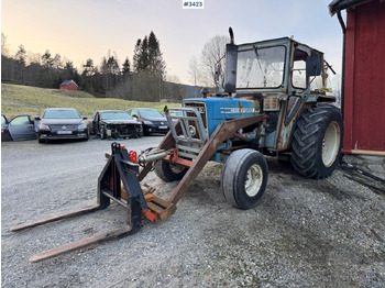 Tractor 1981 Ford 4600 w/front loader, bucket and pallet fork.: foto 2