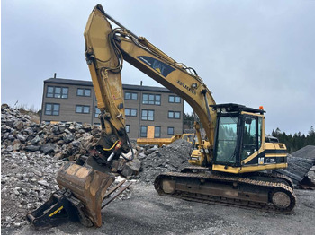 Excavadora CATERPILLAR 320BL