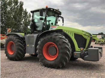 Tractor CLAAS Xerion 4000