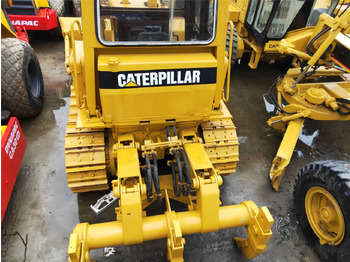 Bulldozer CATERPILLAR D6D