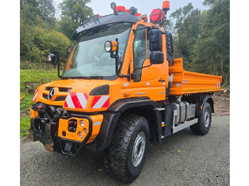 Vehículo municipal UNIMOG