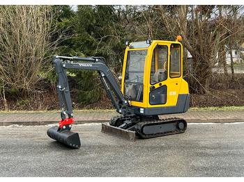 Miniexcavadora VOLVO