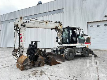 Excavadora de ruedas LIEBHERR A 918