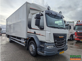 Camión lona DAF LF 250 FA 4x2 SleeperCab 6cil 19T Euro6 - Schuifzeilen/Gesloten Bak 8.00M + Laadklep 2000KG - ZijDeur: foto 4