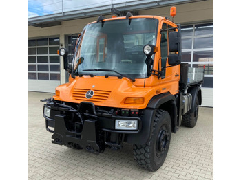 Vehículo municipal UNIMOG U500