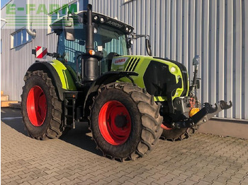 Tractor CLAAS Arion 550