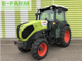 Tractor CLAAS Nexos 220