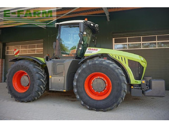 Tractor CLAAS Xerion 4000