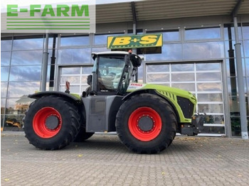 Tractor CLAAS Xerion 4000