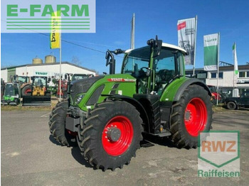 Tractor FENDT 724 Vario