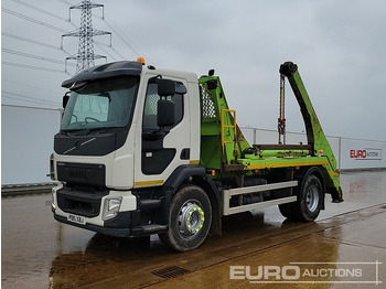 Camión portacontenedor de cadenas VOLVO FL