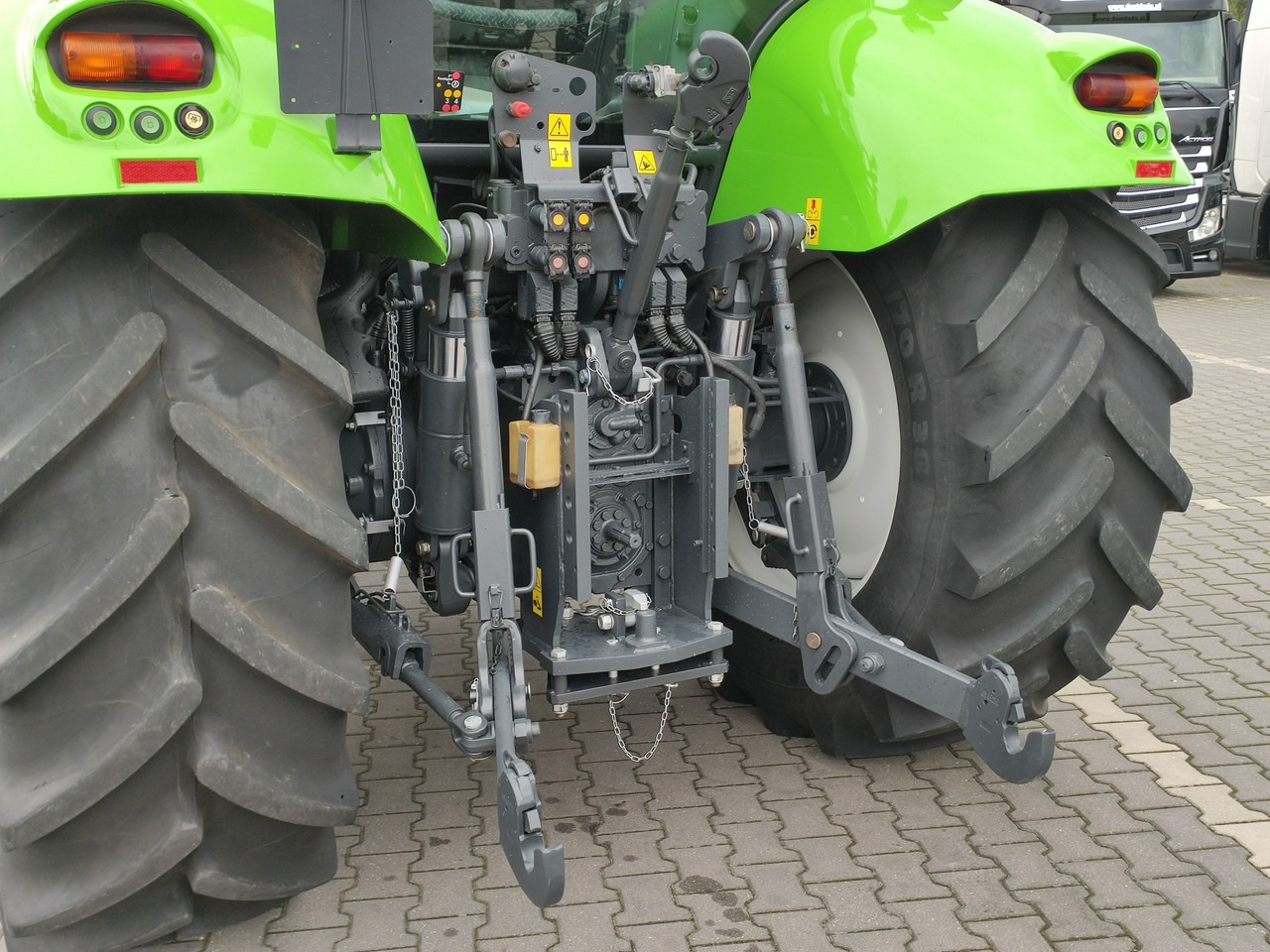 Tractor Deutz Fahr Agrotron M620 4x4 Przedni Tuz Wałek W.O.M Wyjścia do Przyczepy: foto 15