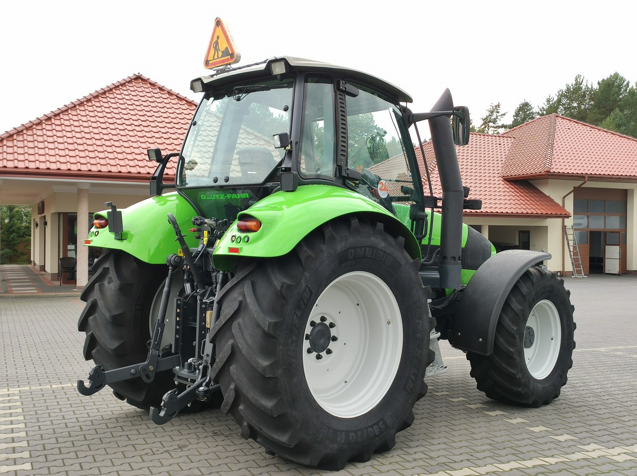 Tractor Deutz Fahr Agrotron M620 4x4 Przedni Tuz Wałek W.O.M Wyjścia do Przyczepy: foto 13