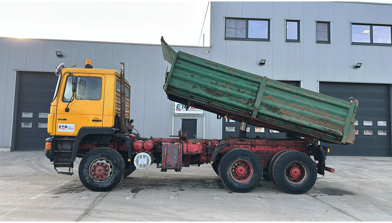 Leasing de MAN 33.372 (6X6 / MANUAL PUMP / 6 CYLINDER / STEEL SUSP. / BIG AXLE / TOP CONDITION) MAN 33.372 (6X6 / MANUAL PUMP / 6 CYLINDER / STEEL SUSP. / BIG AXLE / TOP CONDITION): foto 8