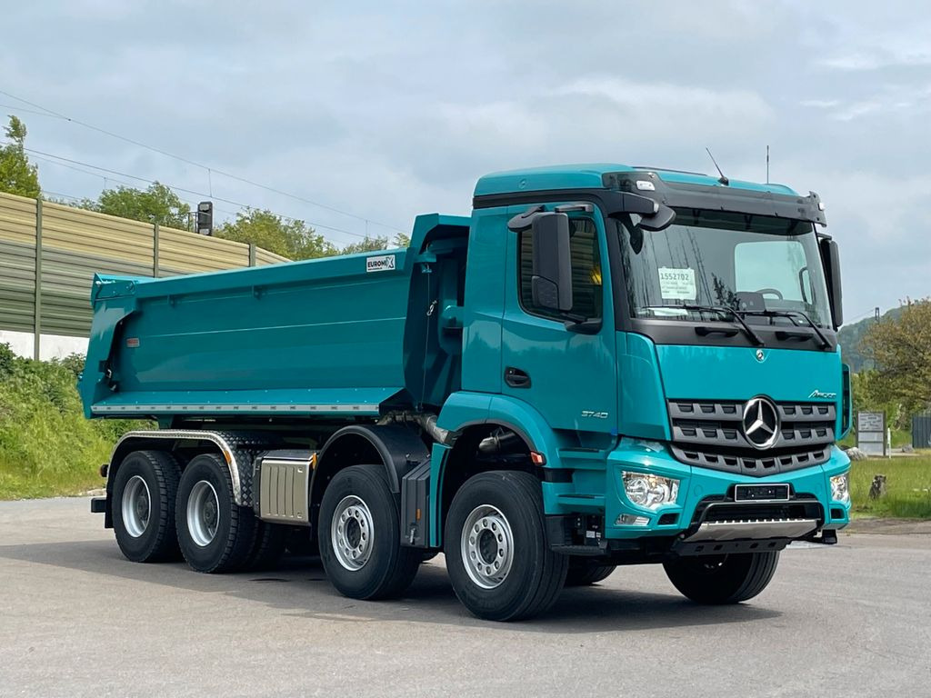 Camión volquete Mercedes-Benz AROCS 5 3546 8X4 EuromixMTP EMK 16 MuldenKipper: foto 16