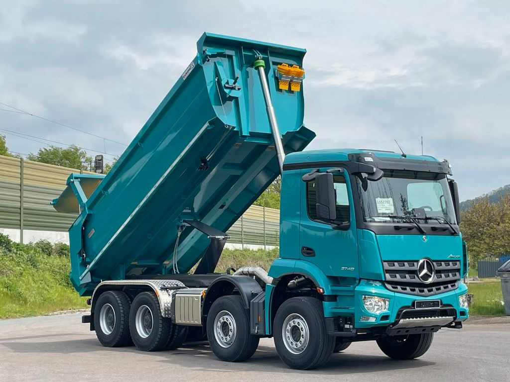 Camión volquete Mercedes-Benz AROCS 5 3546 8X4 EuromixMTP EMK 16 MuldenKipper: foto 8