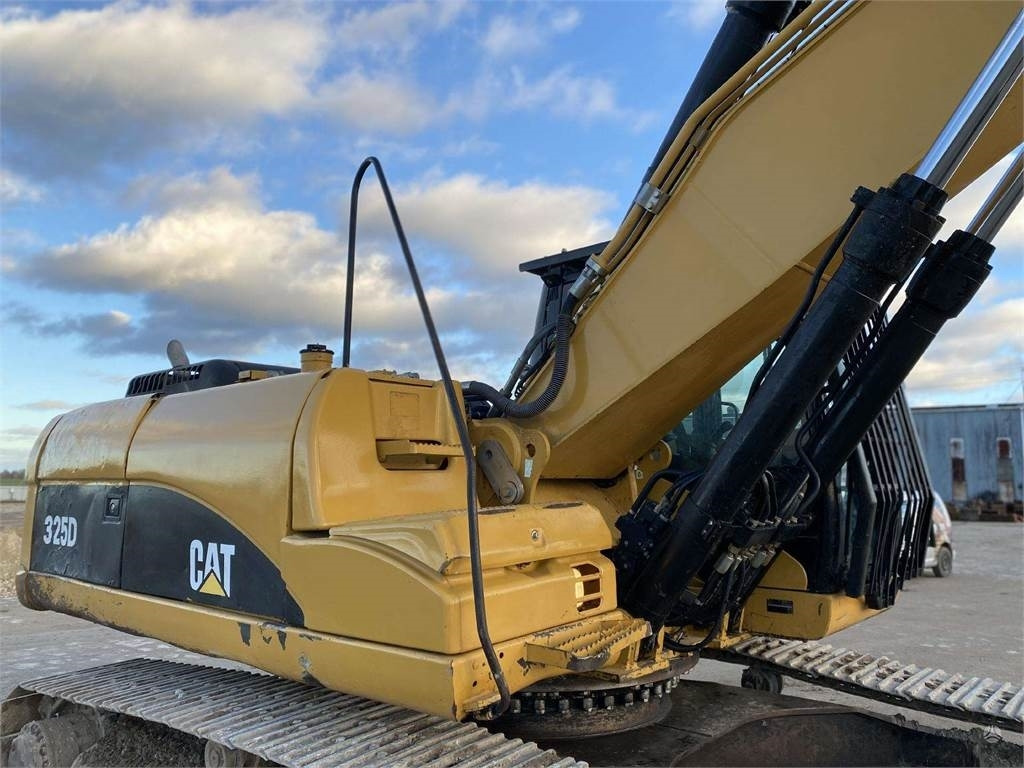 Excavadora de cadenas CAT 325 D: foto 13