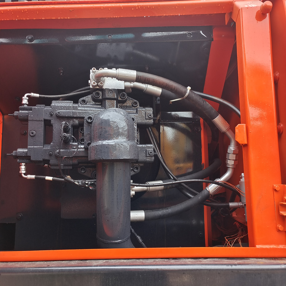 Excavadora de cadenas Doosan DX 340 LC DOOSAN DX340LCA: foto 17